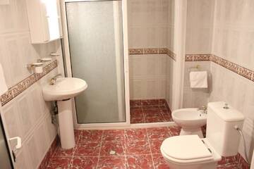 Фото номера Люкс с 1 спальней Отель Hotel Svilena г. Свиленград 2