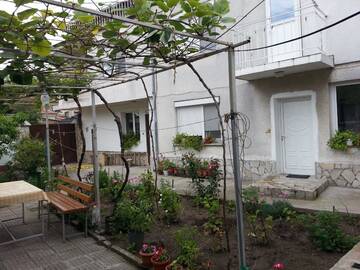 Фото Хостелы Guest House "Dimova" г. Свиленград 5