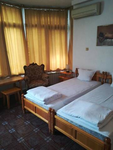 Фотографии Отель Family Hotel George г. Свиленград (Болгария) №4 Фото Отель Family Hotel George г. Свиленград 4