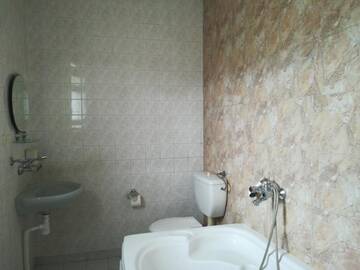 Фото номера Люкс с 1 спальней Отель Family Hotel George г. Свиленград 6