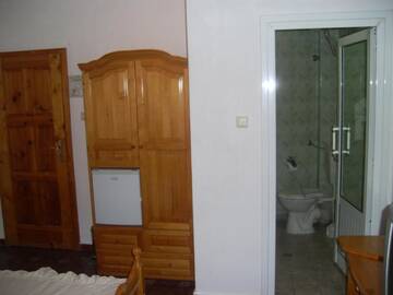 Фото номера Двухместный номер с 2 отдельными кроватями Отель Family Hotel George г. Свиленград 10