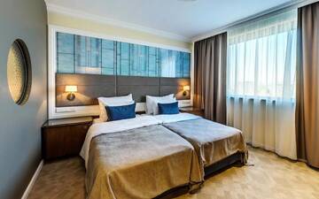Фото номера Стандартные апартаменты Отель Casino&amp;Hotel efbet Trakya г. Свиленград 3